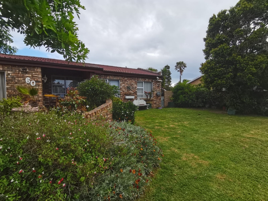 3 Bedroom Property for Sale in Heiderand Western Cape